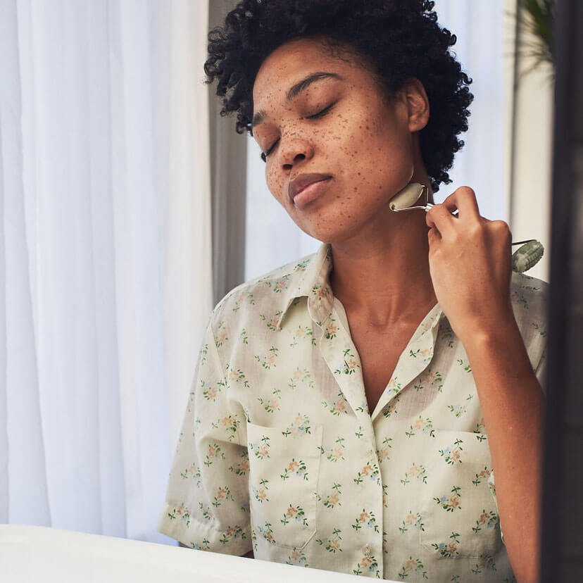 How to Use Our Jade Facial Roller